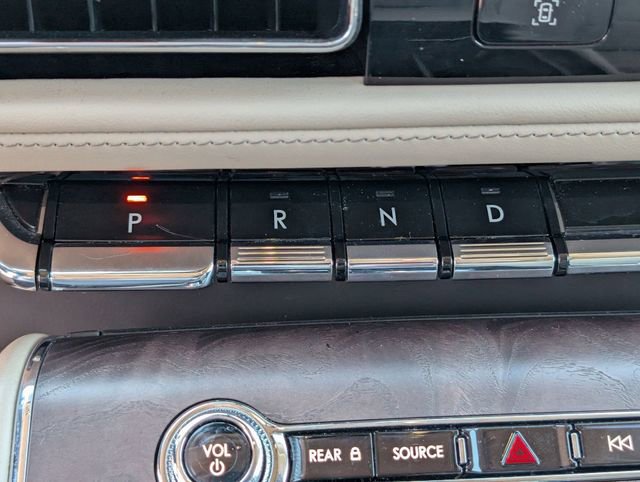 Used 2023 Lincoln Aviator Reserve w/ Equipment Group 201A image 30