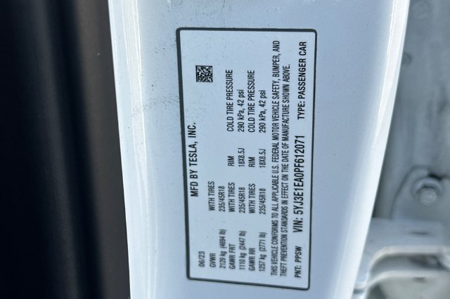 Used 2023 Tesla Model 3 Standard Range RWD image 32