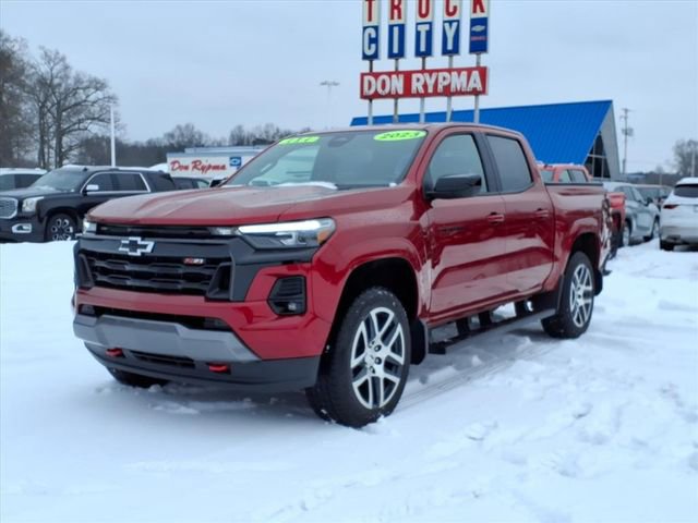 Used 2023 Chevrolet Colorado Z71 w/ Z71 Convenience Package 2 image 4