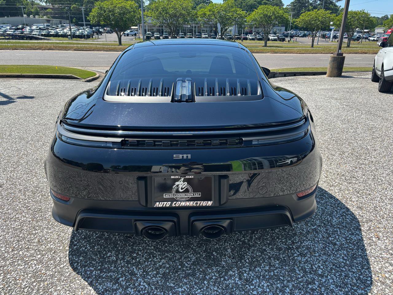 Used 2025 Porsche 911 Carrera 4 GTS image 7