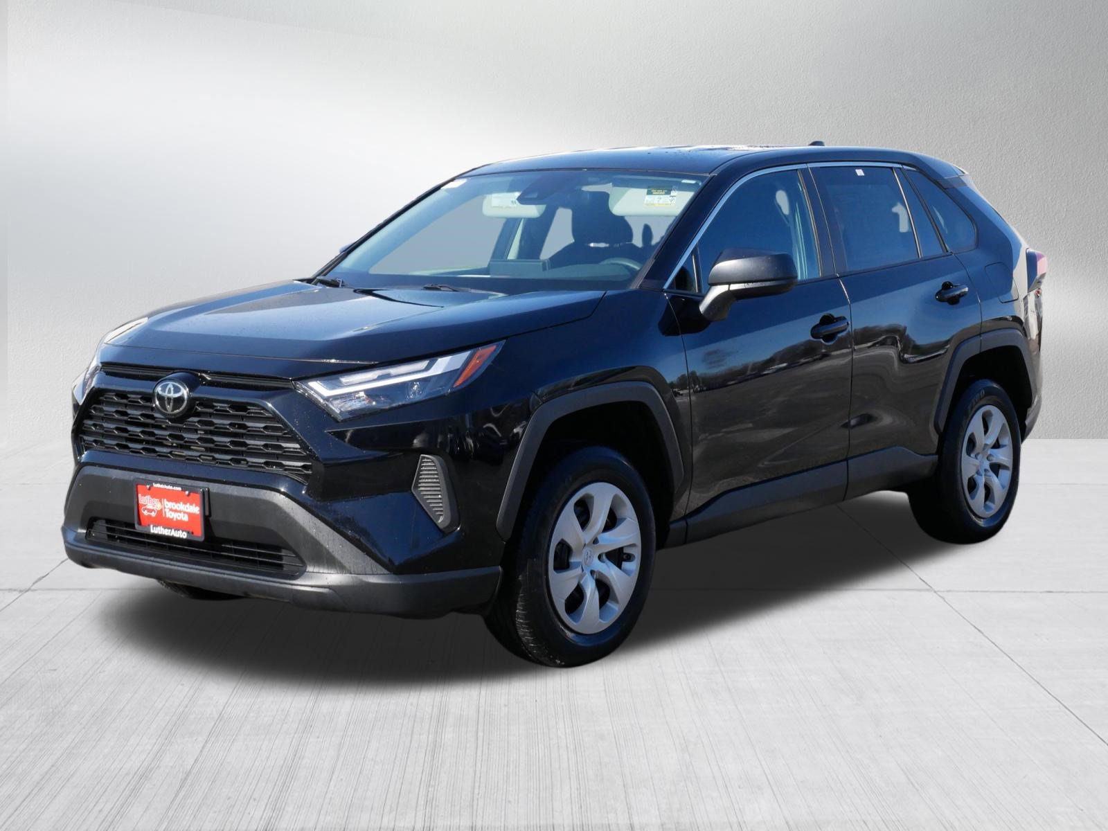 Certified 2023 Toyota RAV4 LE image 3