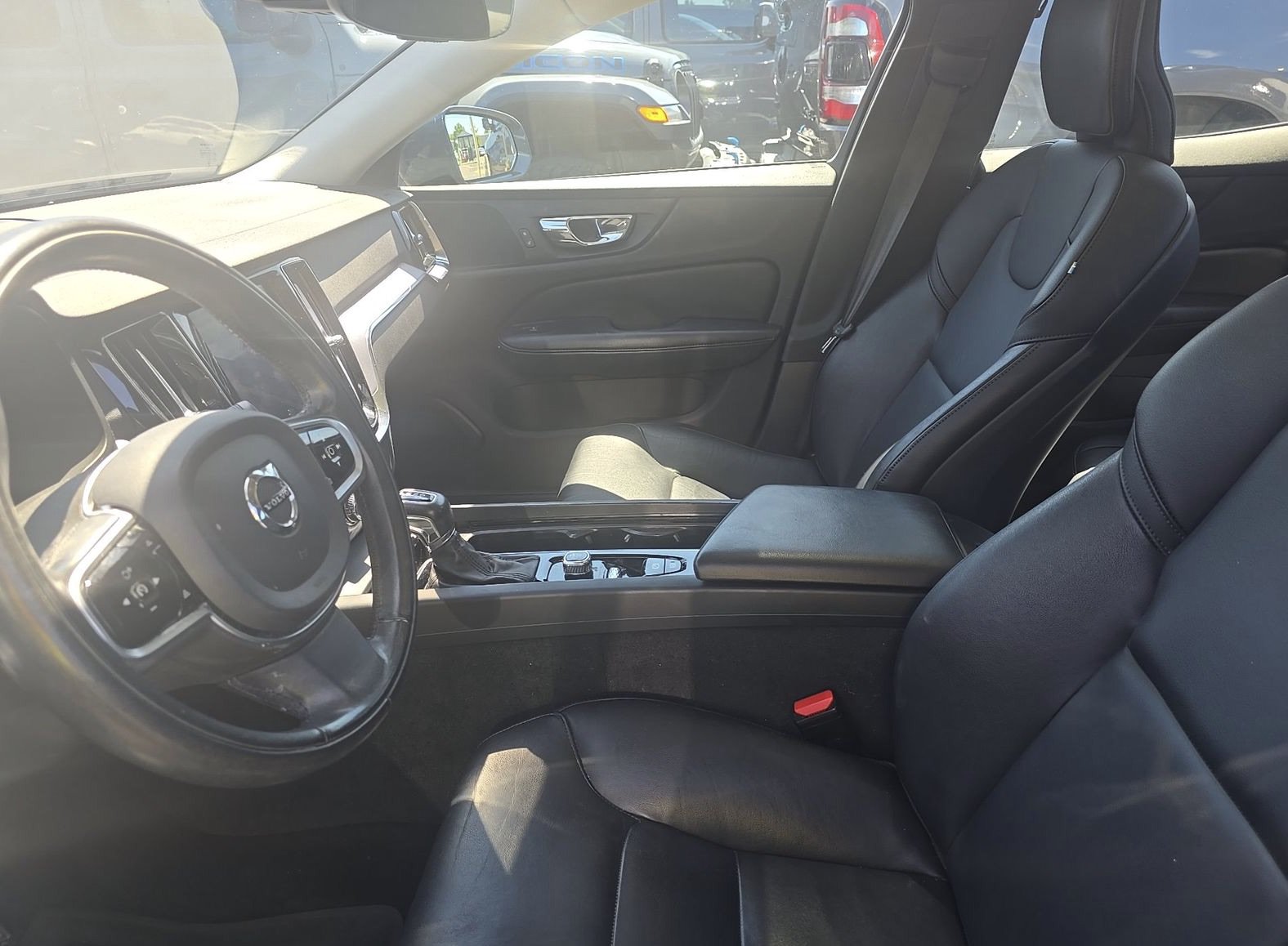 Used 2019 Volvo S60 T6 Momentum w/ Premium Package AWD/4WD image 6