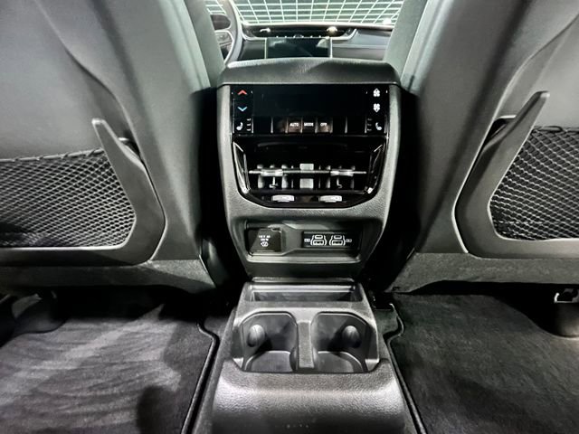 Used 2025 Jeep Grand Cherokee L Limited image 30