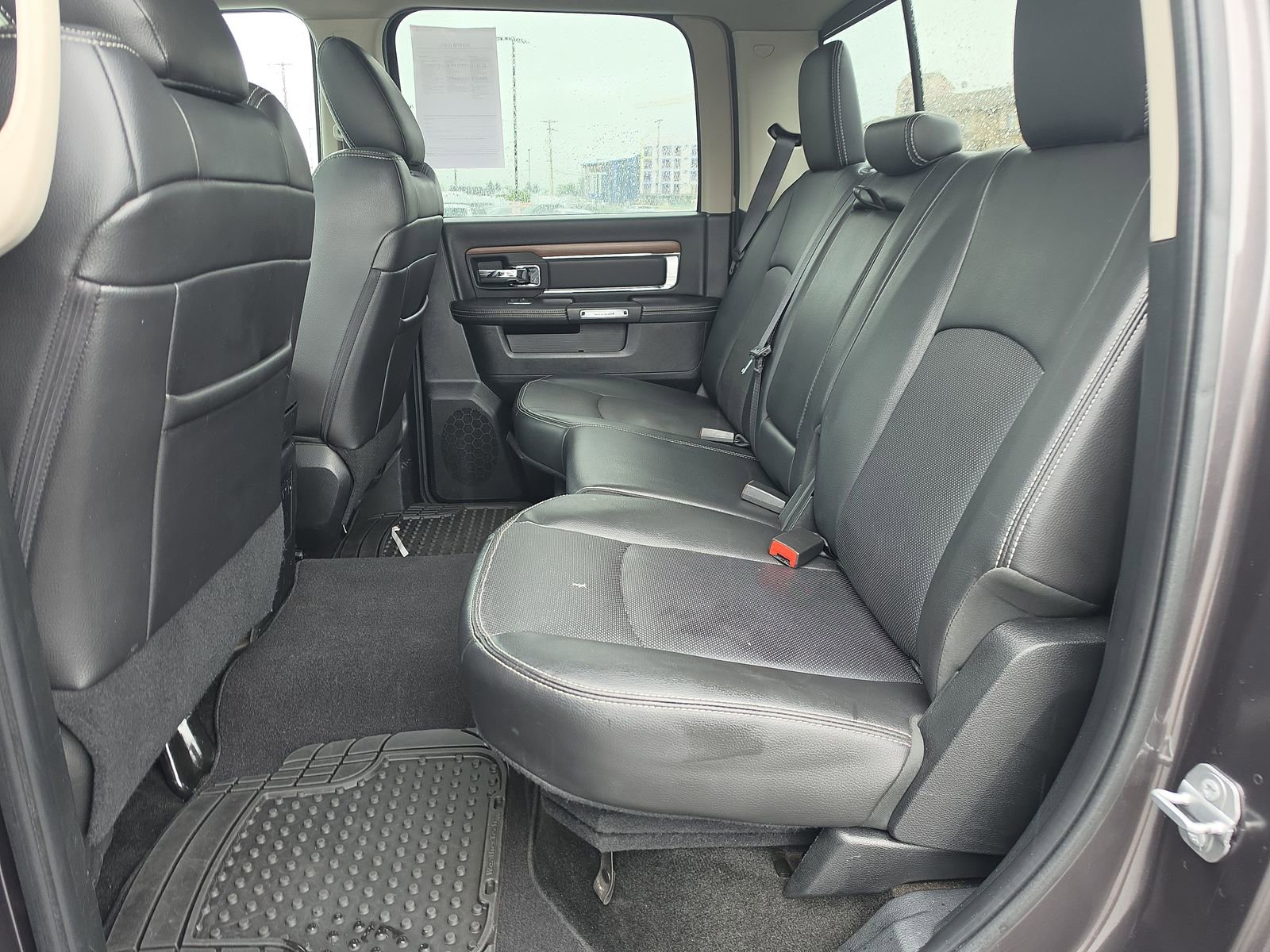 Used 2015 RAM 1500 Laramie w/ Convenience Group AWD/4WD image 16