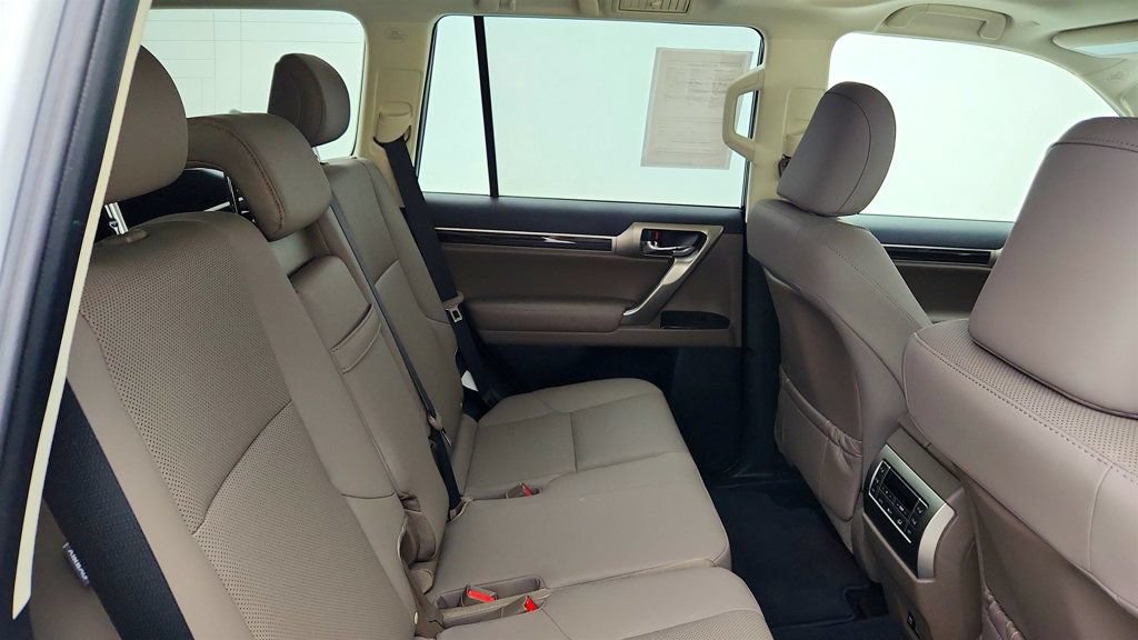 Used 2020 Lexus GX 460 Premium w/ Premium Package AWD/4WD image 24