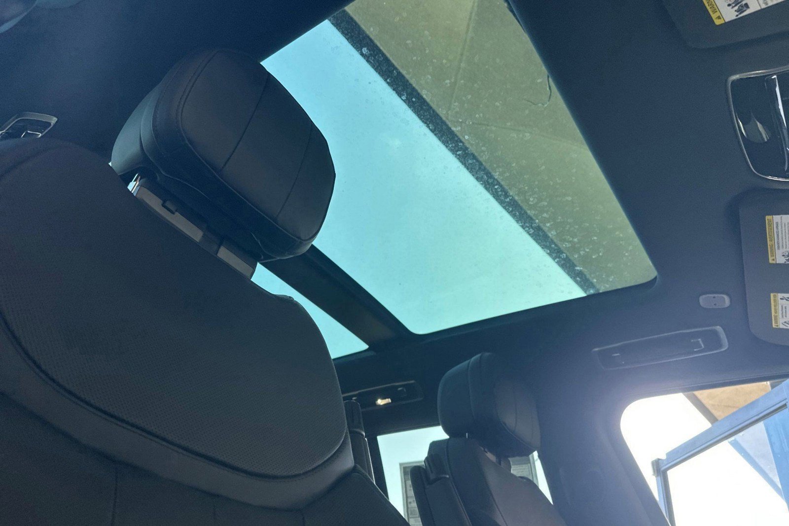 New 2026 Land Rover Range Rover SE AWD/4WD image 14