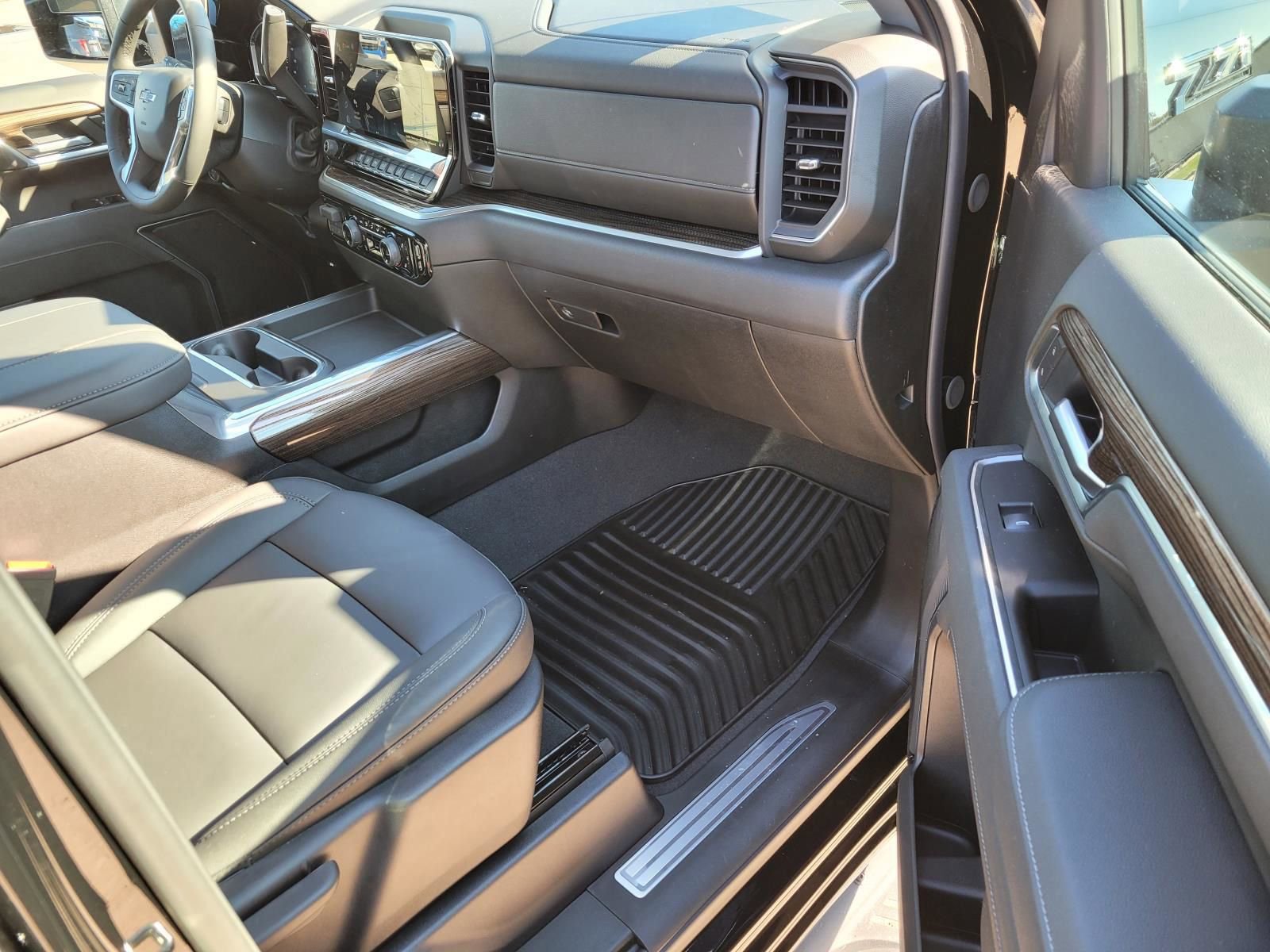 New 2026 Chevrolet Silverado 2500 LT w/ Trail Boss Package image 6