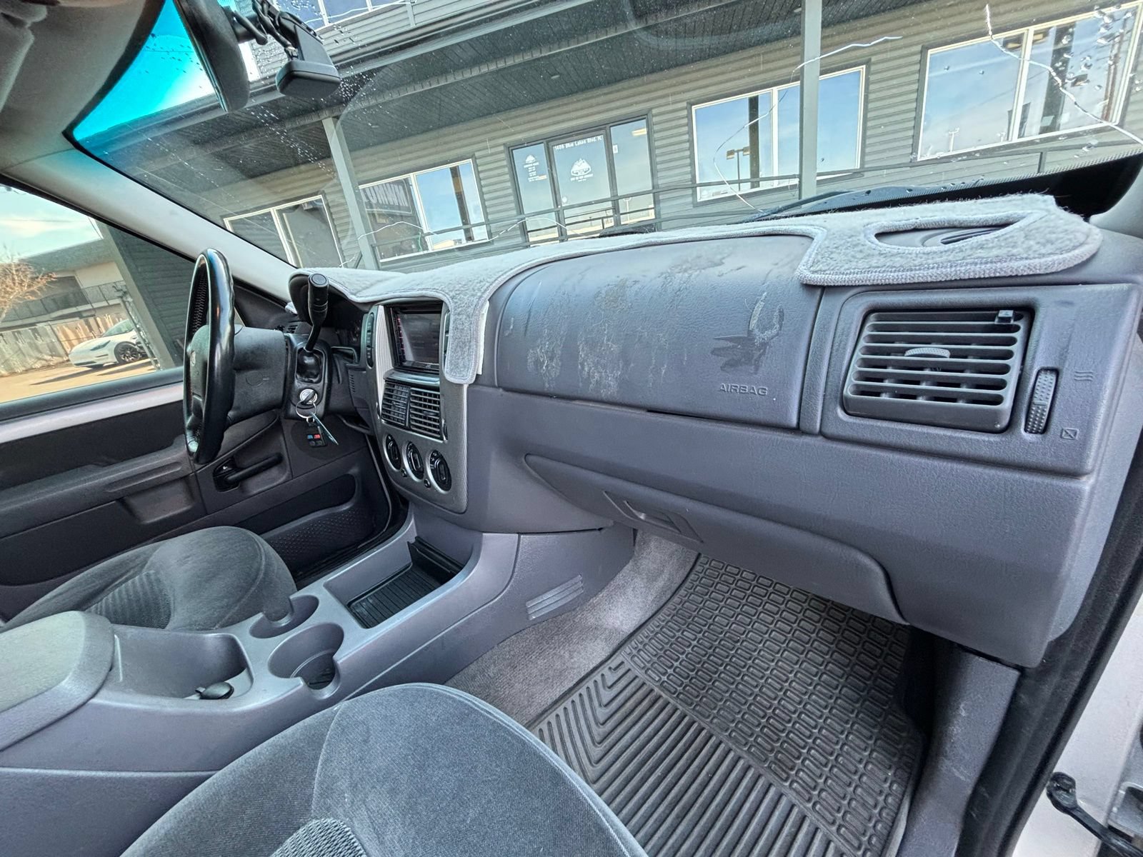 Used 2003 Ford Explorer XLT AWD/4WD image 21