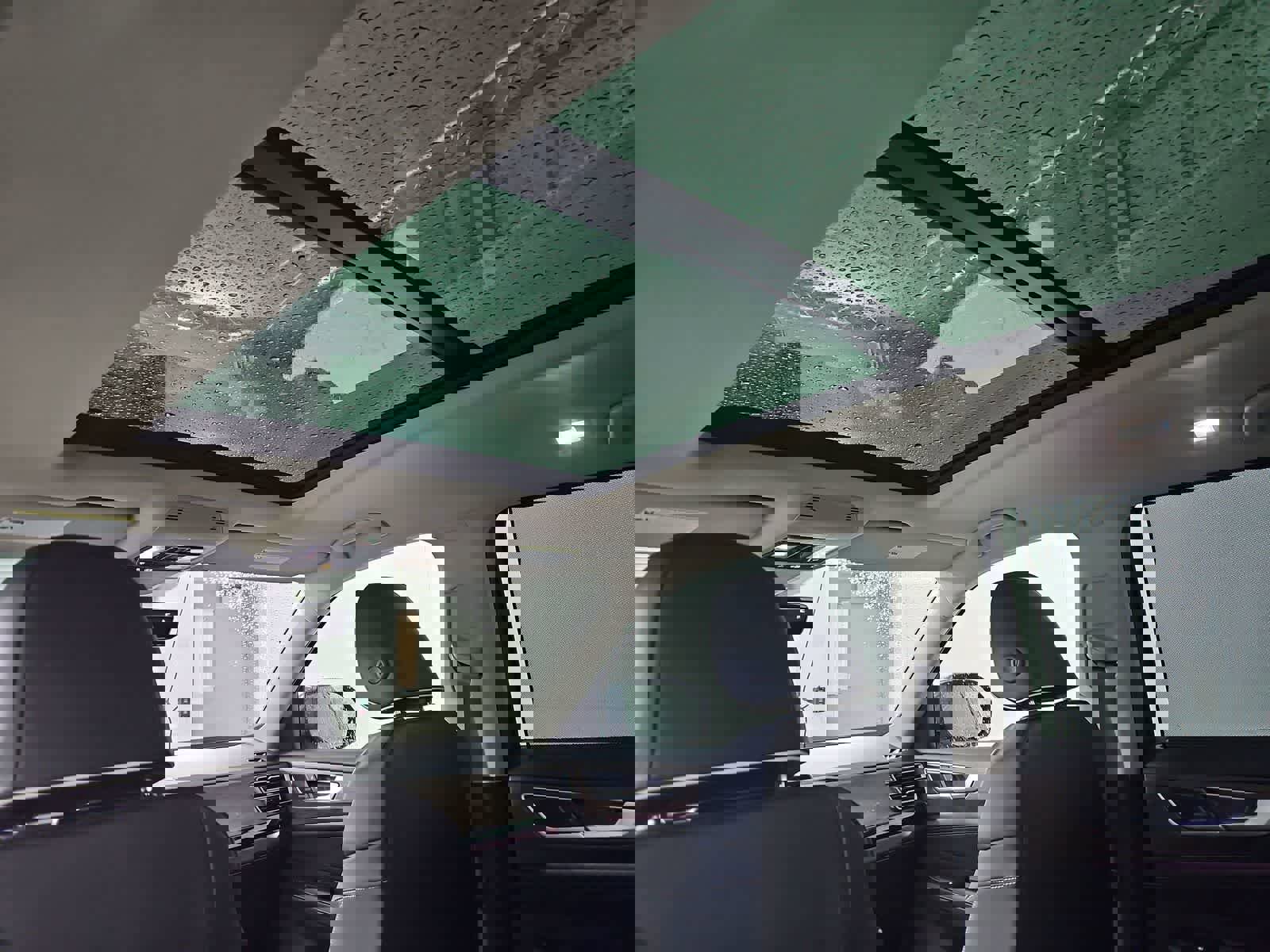 New 2026 Volkswagen Atlas SEL Premium R-Line image 22