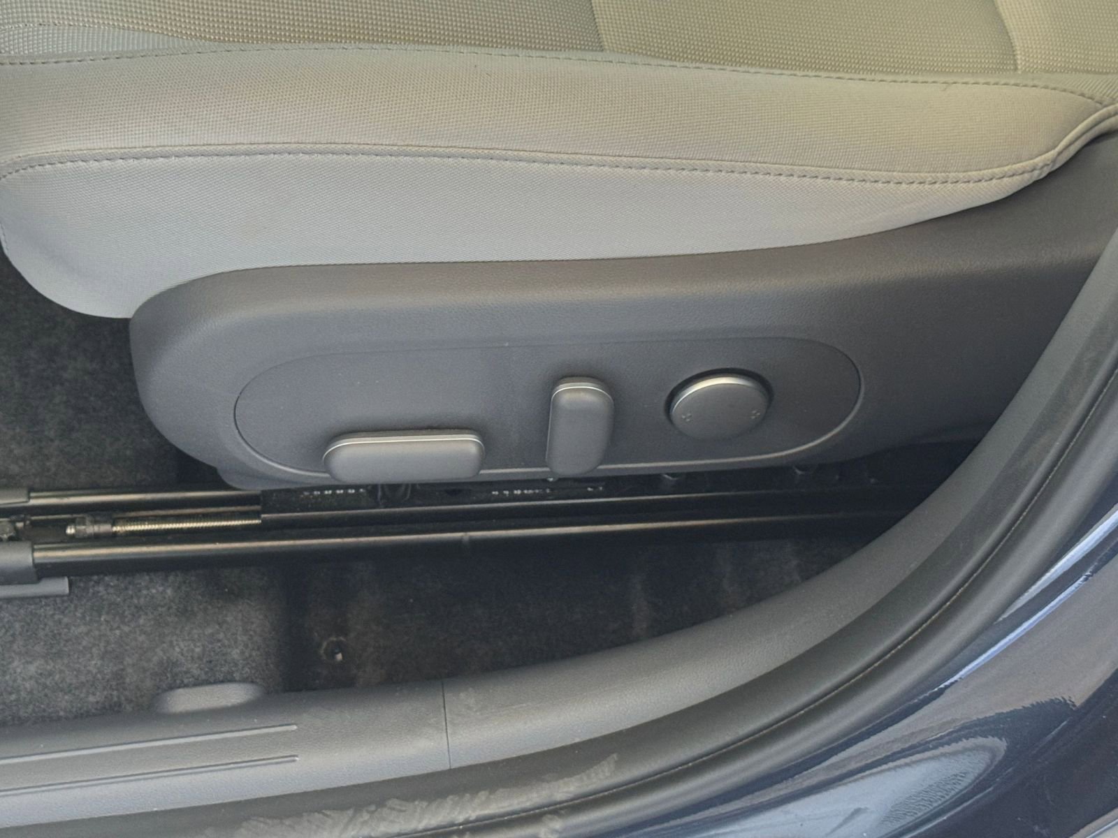 Used 2025 Hyundai Kona SEL image 22