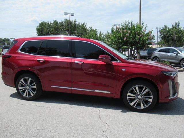 Used 2020 Cadillac XT6 Premium Luxury FWD image 2
