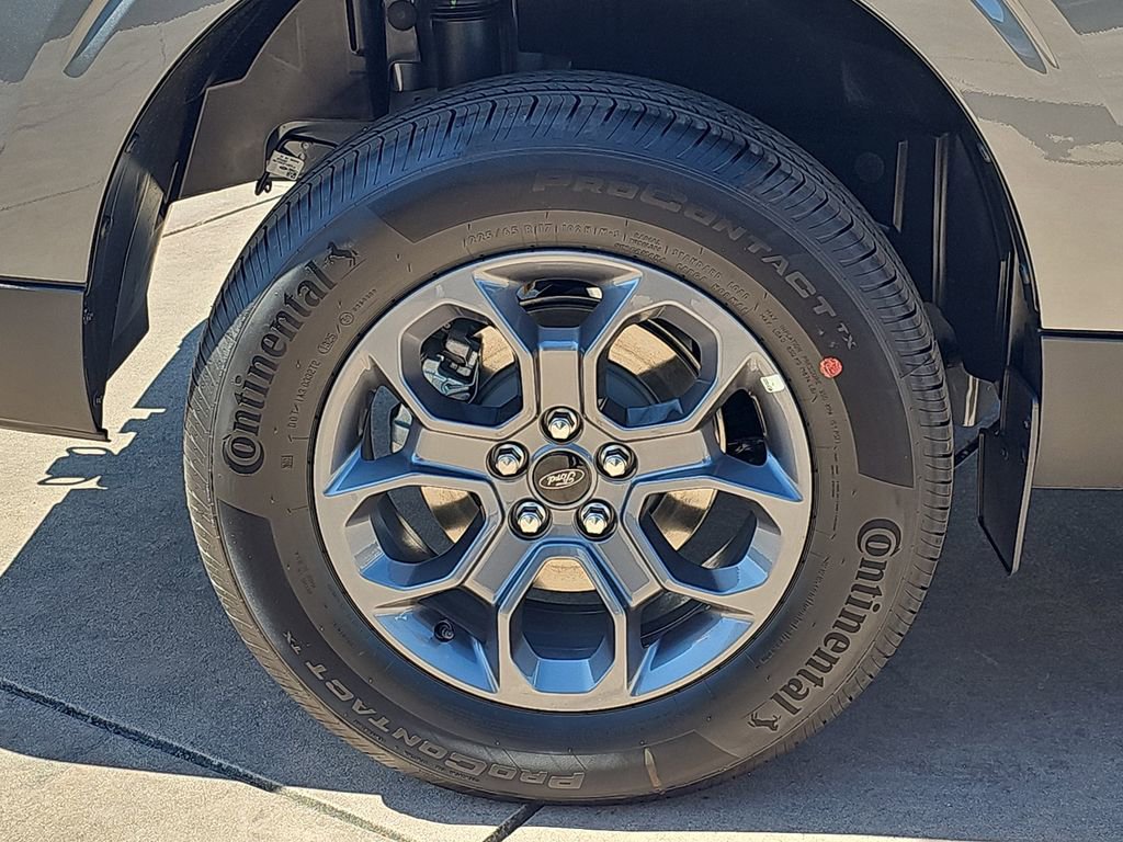 New 2025 Ford Maverick XLT image 37