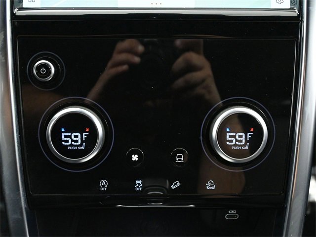 Used 2021 Land Rover Discovery Sport SE image 32