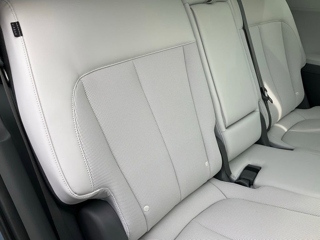 Used 2025 Hyundai Ioniq 5 Limited image 54