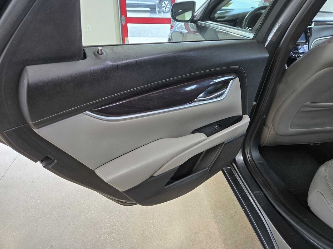 Used 2017 Cadillac XTS Luxury w/ Driver Awareness Package AWD/4WD image 29