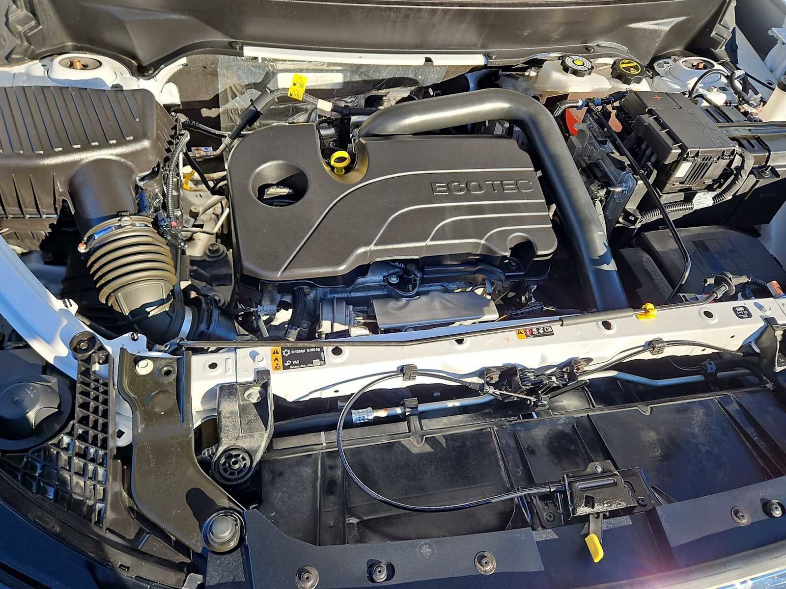 Used 2024 GMC Terrain SLT image 15