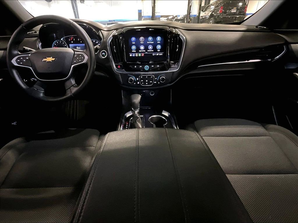 Used 2023 Chevrolet Traverse LT AWD/4WD image 22