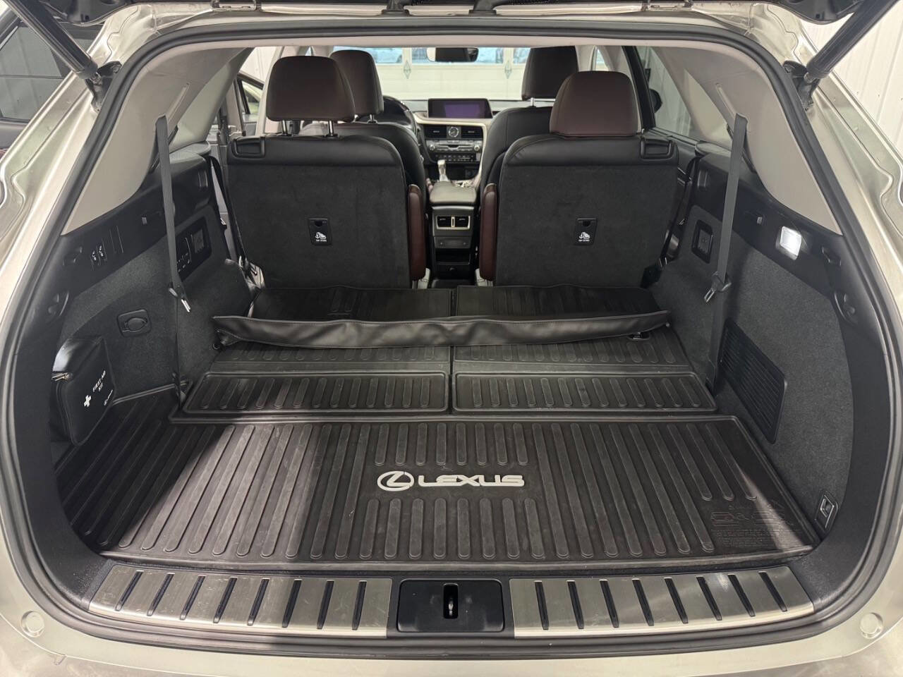 Used 2018 Lexus RX 450hL Luxury w/ Accessory Package image 13