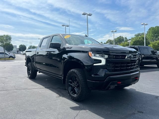 Used 2024 Chevrolet Silverado 1500 LT Trail Boss w/ Protection Package AWD/4WD image 4