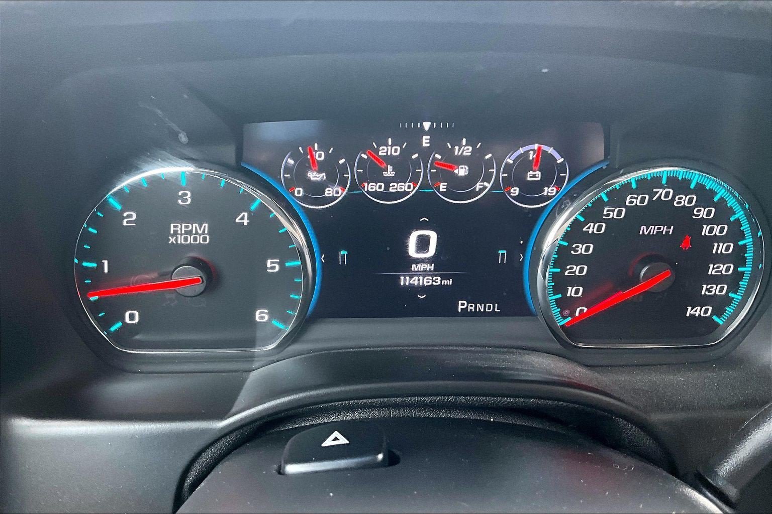 Used 2018 Chevrolet Suburban Premier AWD/4WD image 19