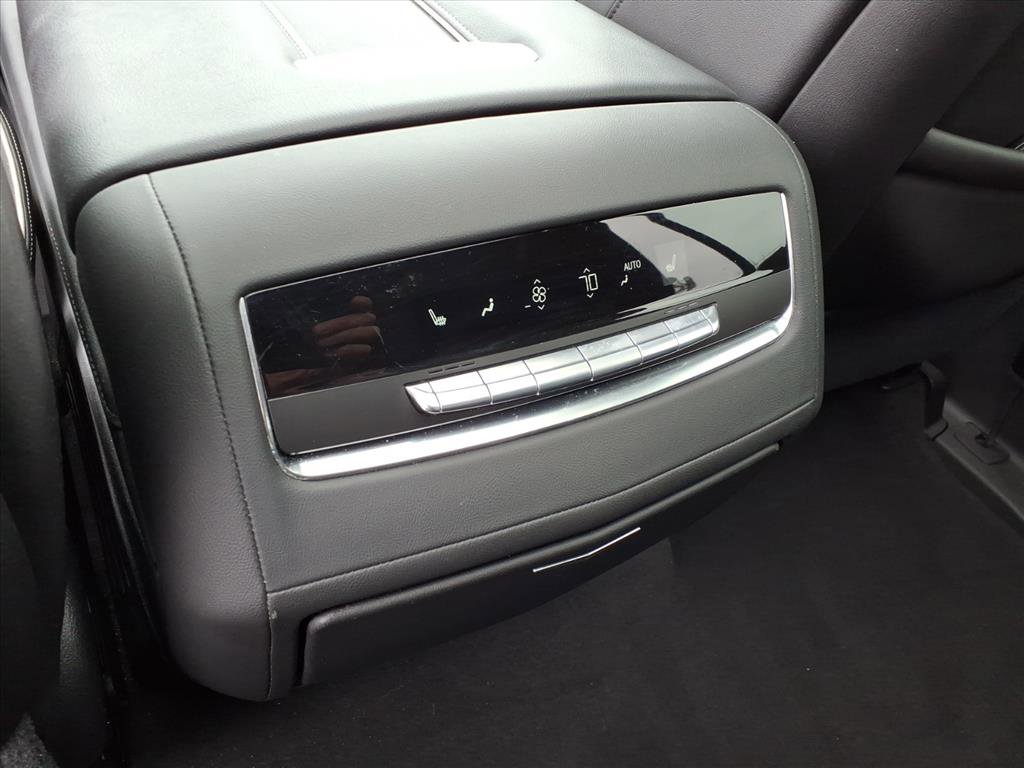 Certified 2021 Cadillac Escalade Sport image 17