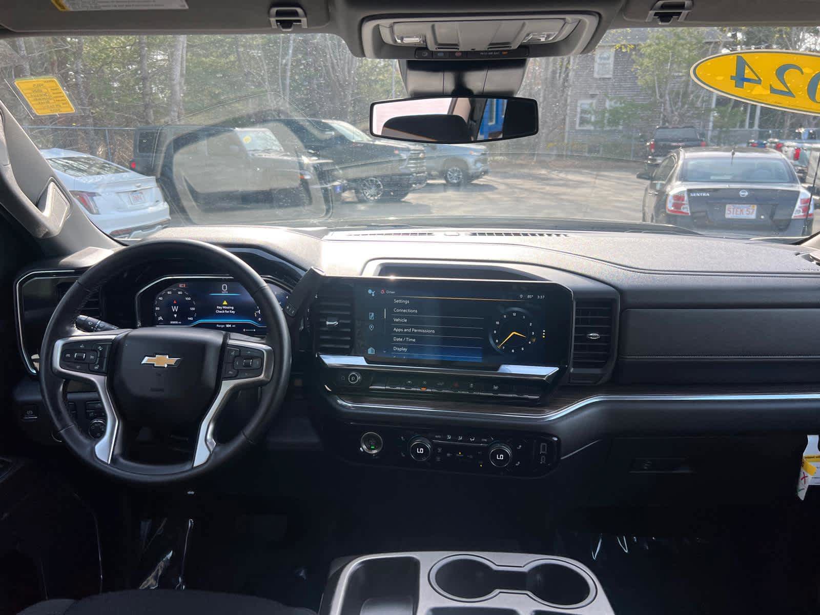 Certified 2024 Chevrolet Silverado 1500 LT AWD/4WD image 33
