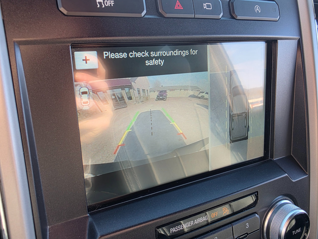 Used 2018 Ford F150 Lariat w/ Equipment Group 502A Luxury image 5