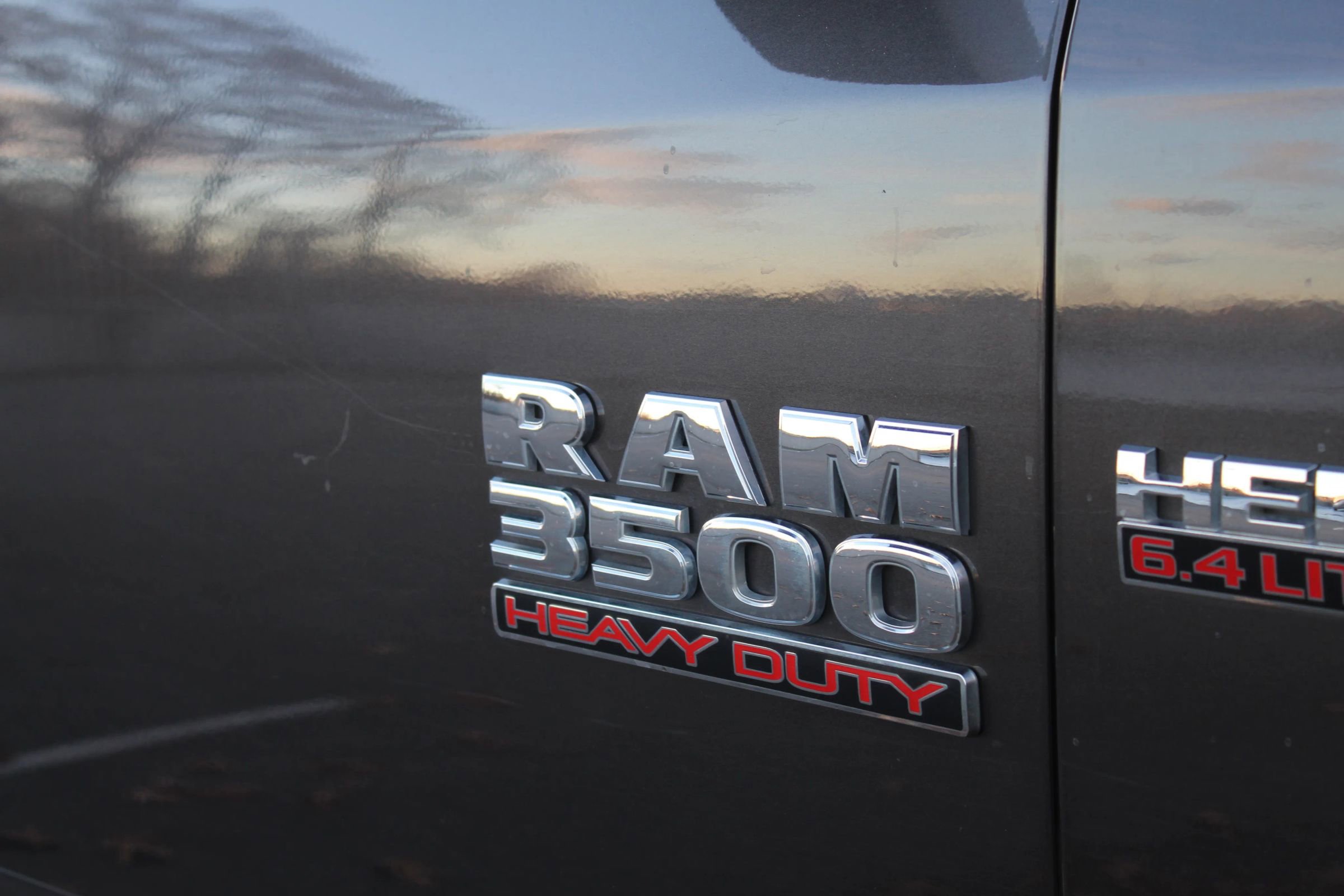 Used 2017 RAM 3500 Tradesman w/ Chrome Appearance Group image 31