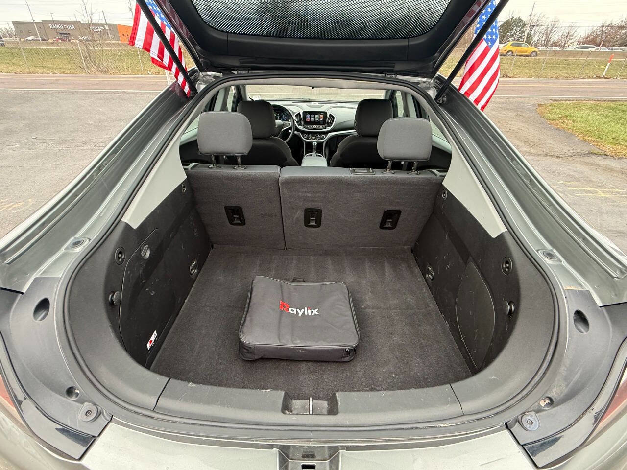 Used 2017 Chevrolet Volt LT image 11