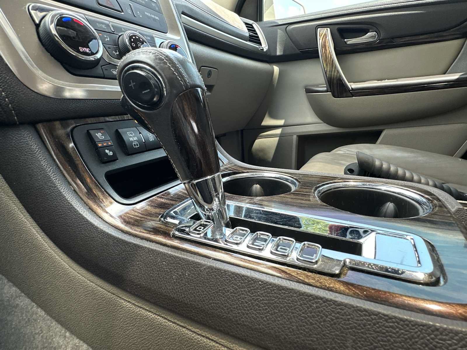 Used 2014 GMC Acadia Denali AWD/4WD image 35