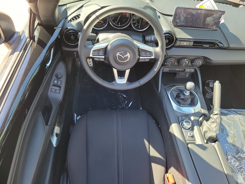 New 2026 MAZDA MX-5 Miata Club w/ Interior Package RWD image 12