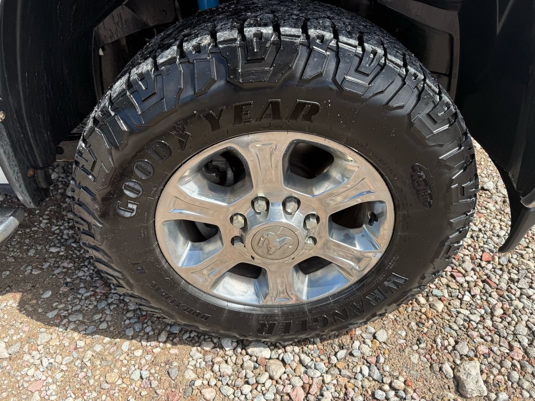 Used 2024 RAM 2500 Big Horn w/ Off Road Package AWD/4WD image 14