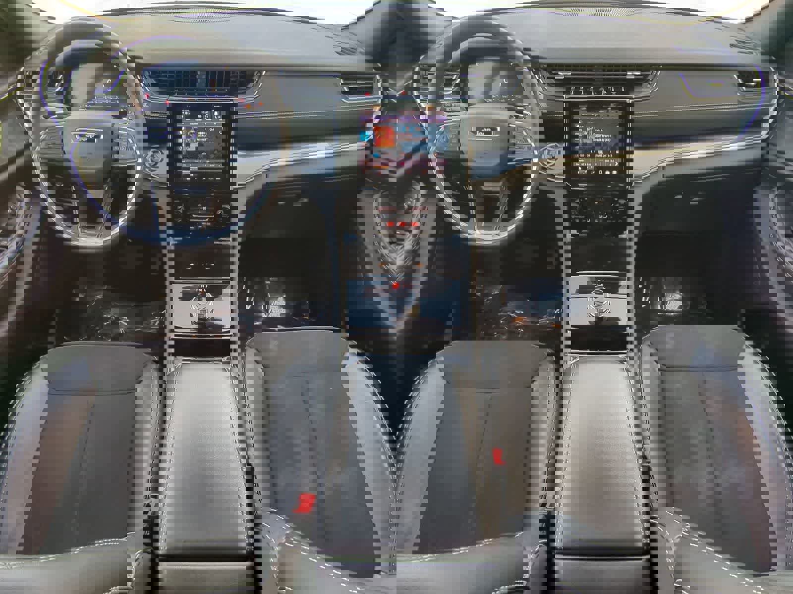 Used 2023 Jeep Grand Cherokee Altitude image 15