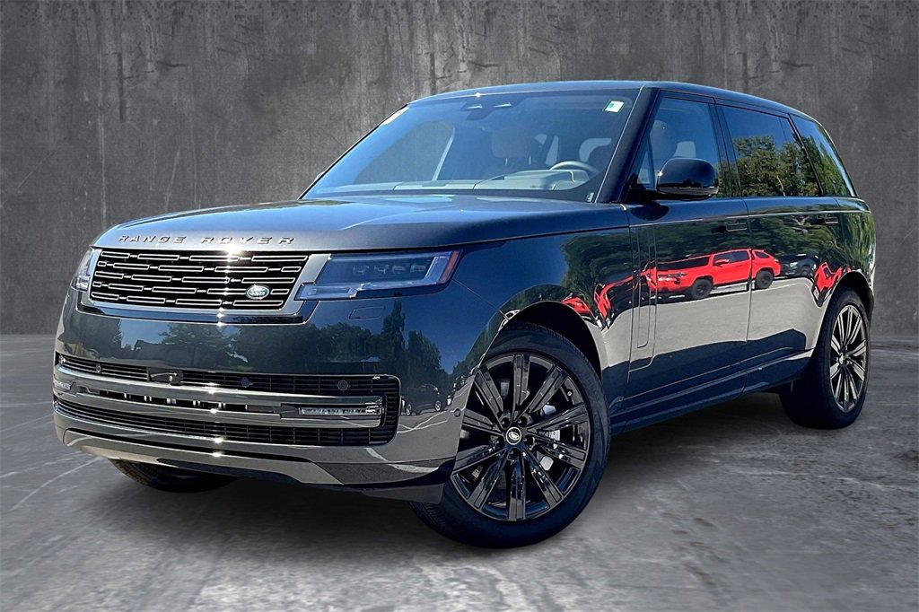 New 2025 Land Rover Range Rover Long Wheelbase SE