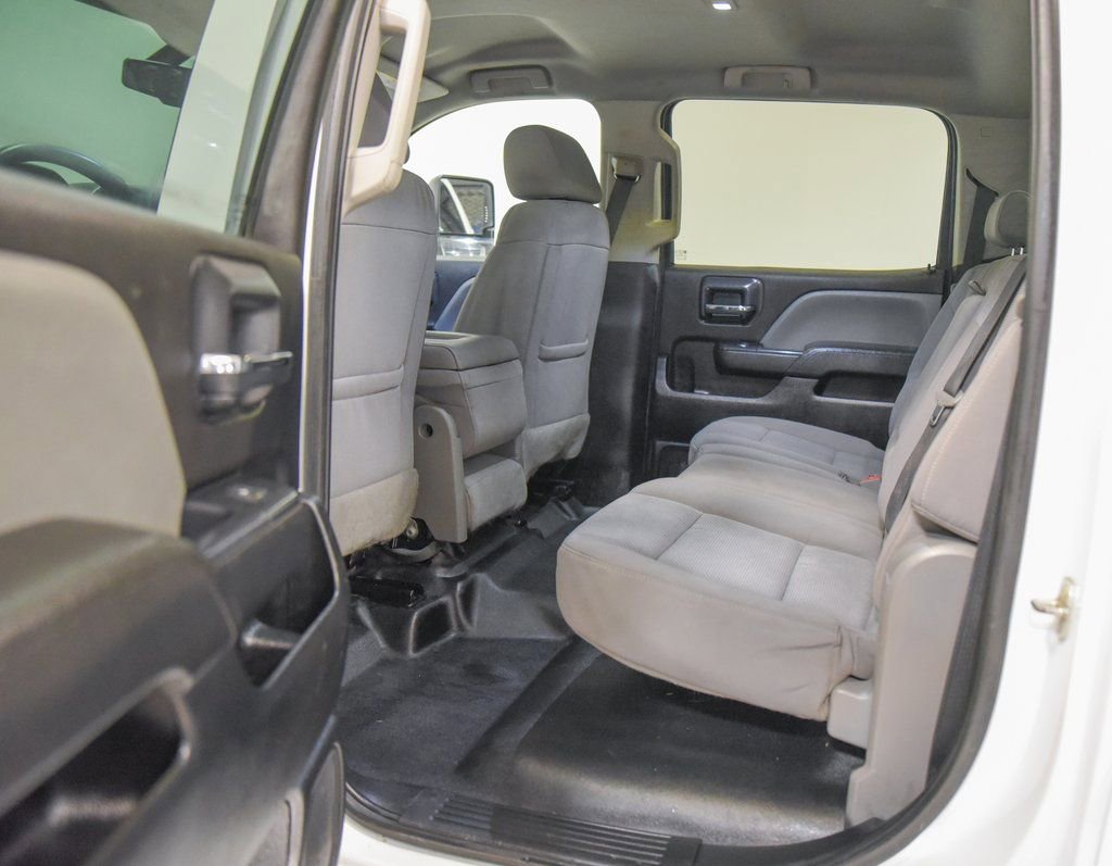 Used 2019 GMC Sierra 3500 4x4 Crew Cab w/ Sierra Convenience Package image 4