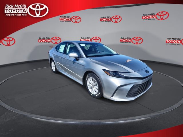 New 2026 Toyota Camry LE FWD image 2