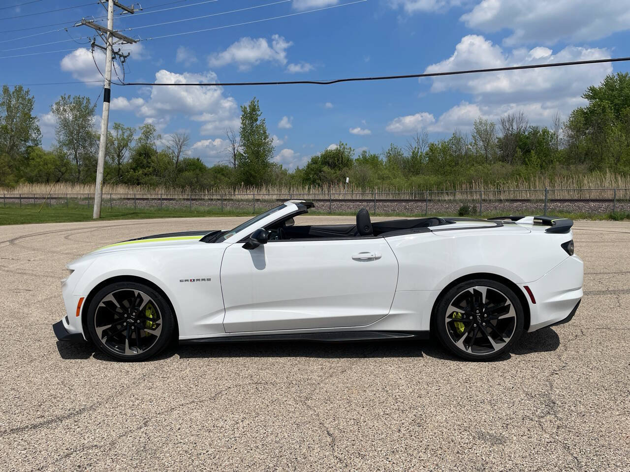 Used 2023 Chevrolet Camaro SS RWD image 10