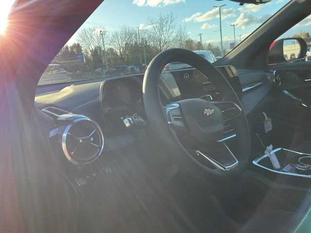 New 2026 Chevrolet Equinox LT w/ Safety and Technology Package image 12