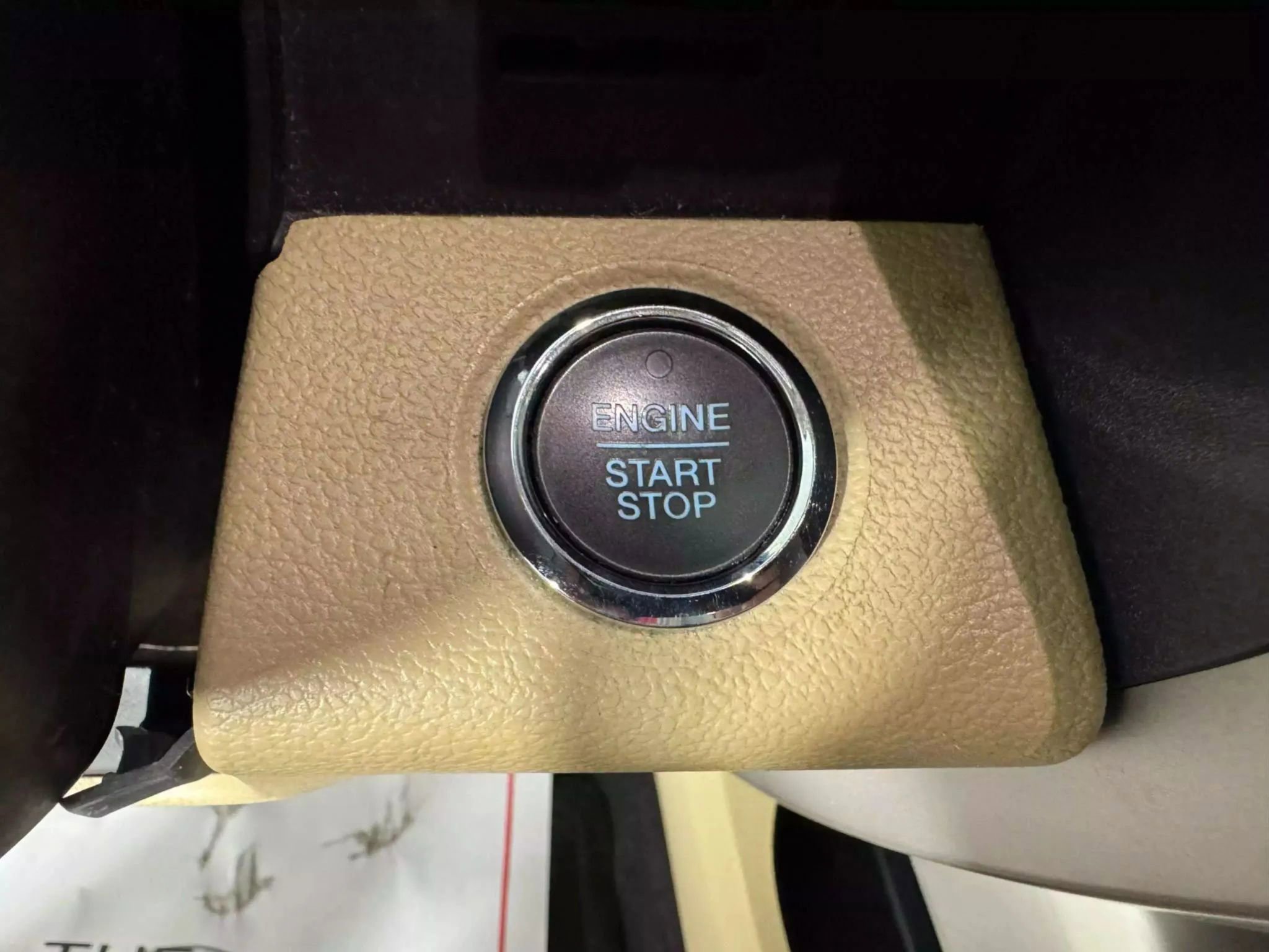 Used 2016 Ford F150 Lariat w/ Equipment Group 502A Luxury AWD/4WD image 18