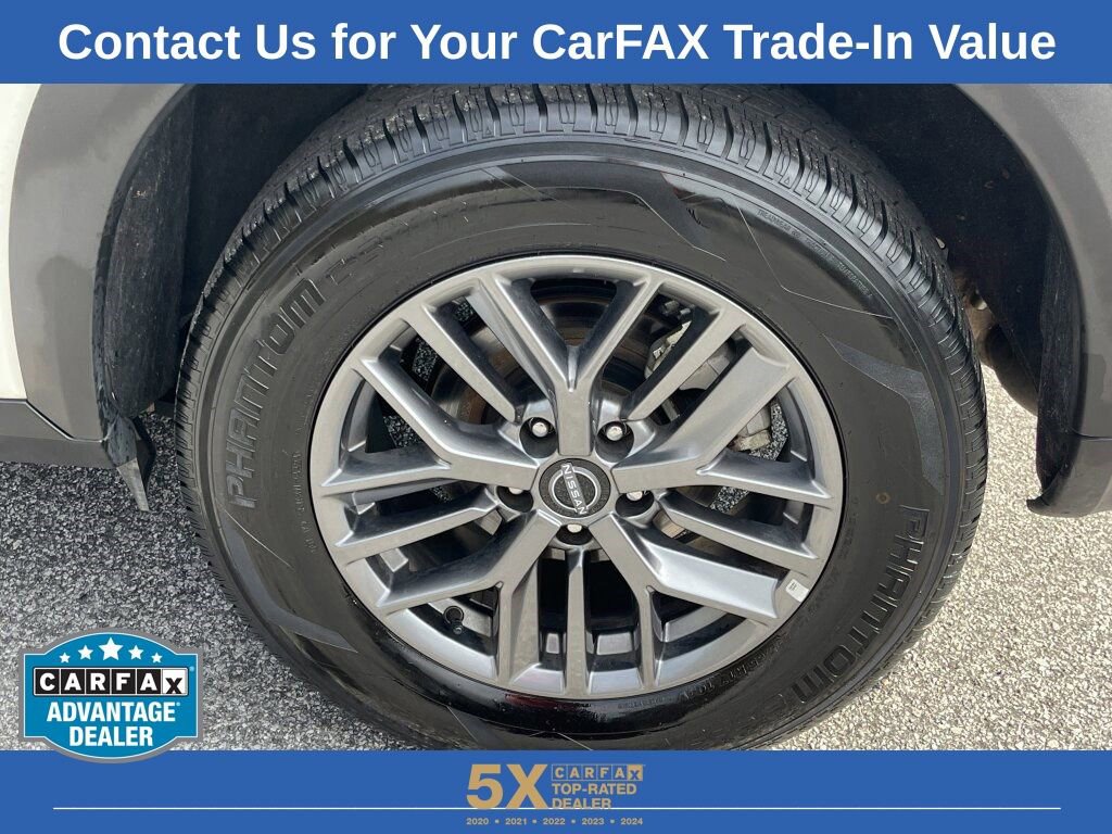 Used 2024 Nissan Rogue S image 32