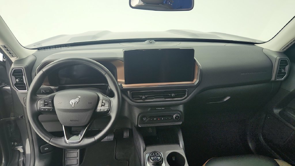 Used 2025 Ford Bronco Sport Outer Banks w/ Outer Banks Tech Package+ AWD/4WD image 21