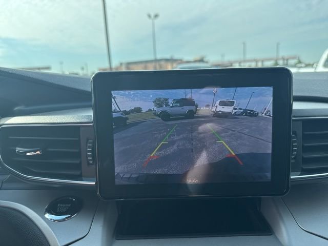 Used 2024 Ford Explorer XLT w/ Equipment Group 202A image 17