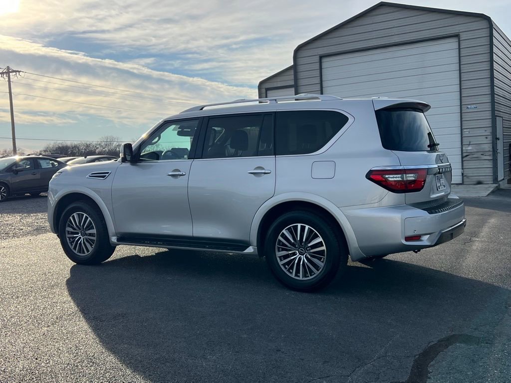 Used 2024 Nissan Armada SL w/ Captain's Chairs Package image 6