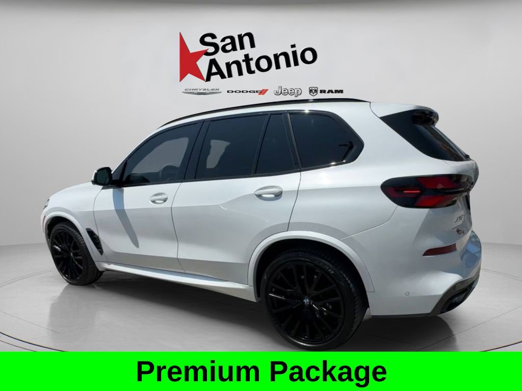 Used 2025 BMW X5 xDrive40i w/ M Sport Package AWD/4WD image 10