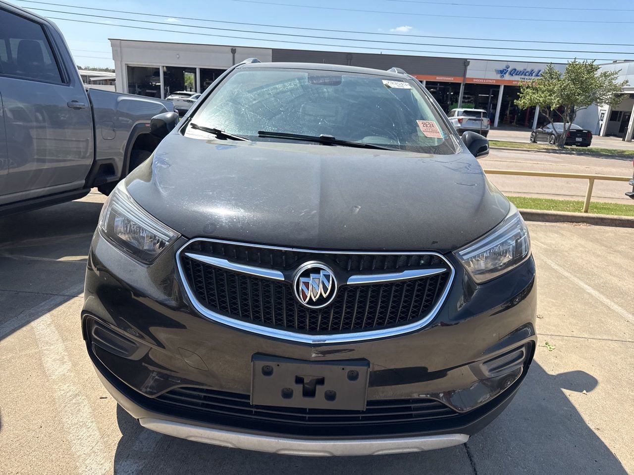 Used 2021 Buick Encore Preferred image 2