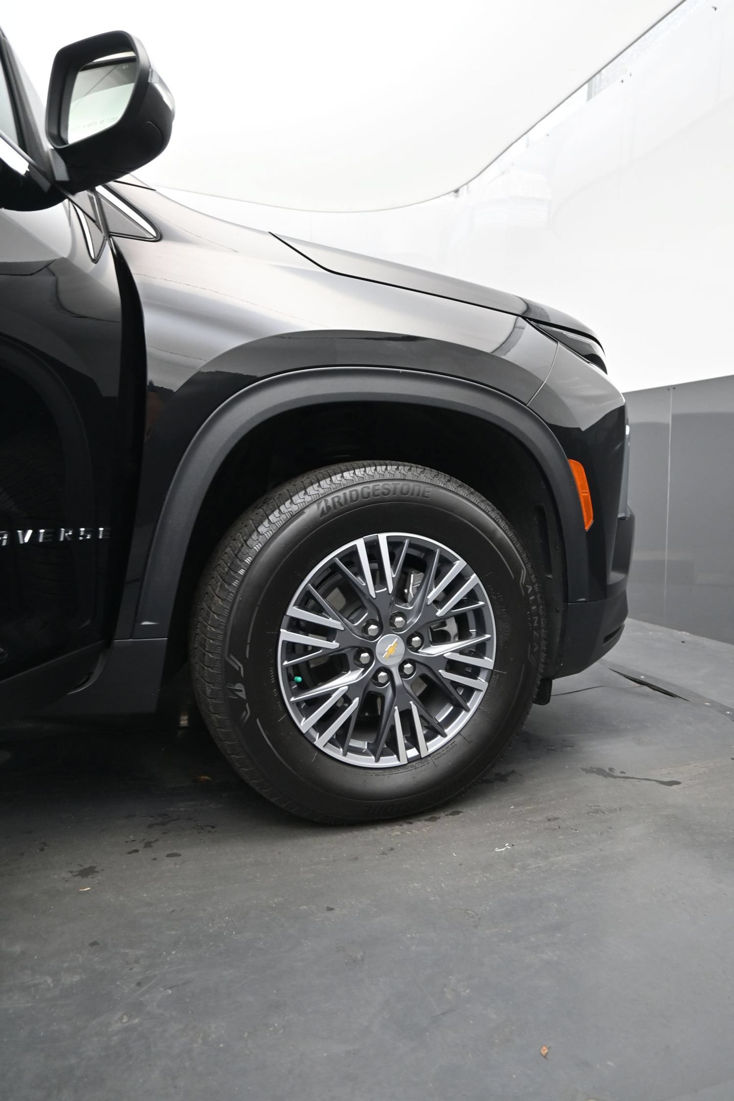 Certified 2026 Chevrolet Traverse LT FWD image 13