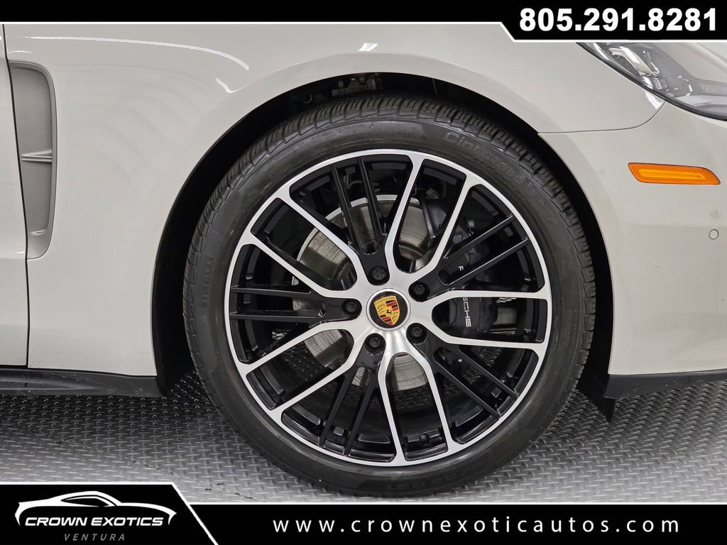 Used 2023 Porsche Panamera Platinum Edition image 9
