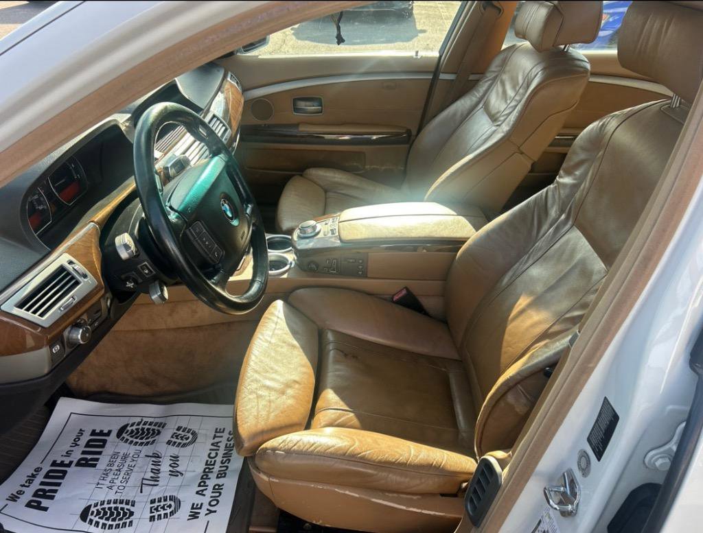 Used 2008 BMW 750i image 8