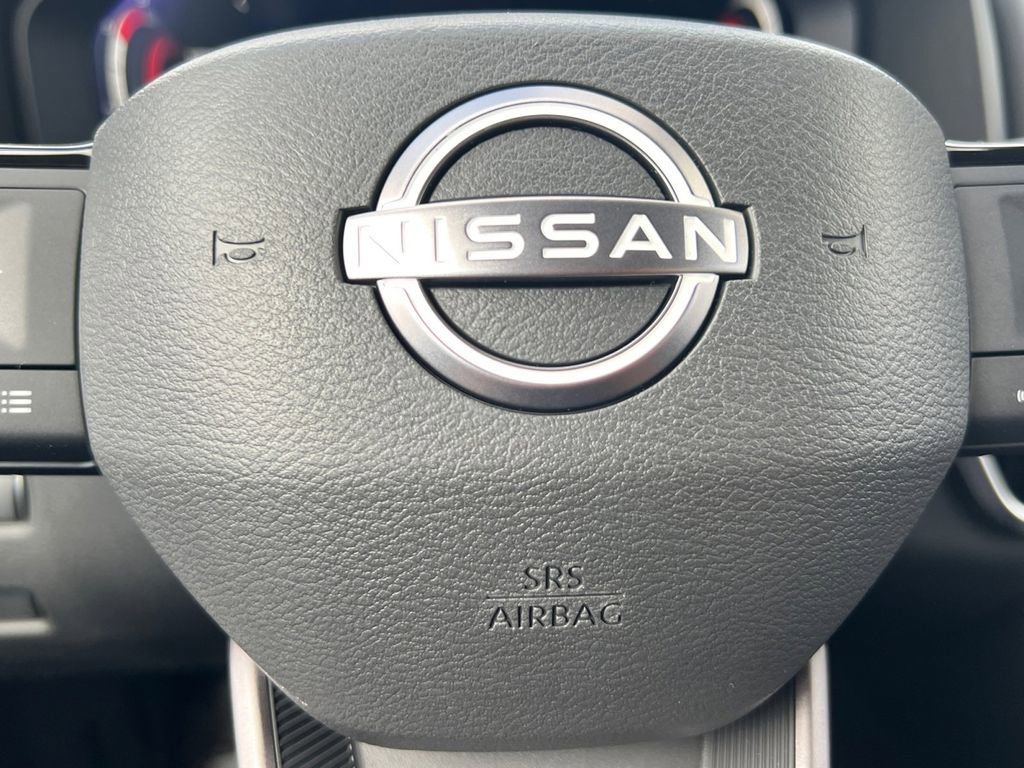 New 2026 Nissan Rogue Platinum image 5