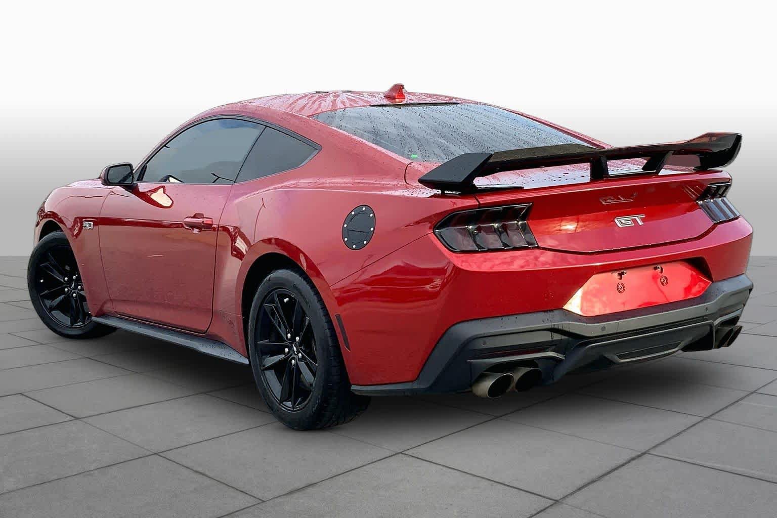 Used 2024 Ford Mustang GT RWD image 11